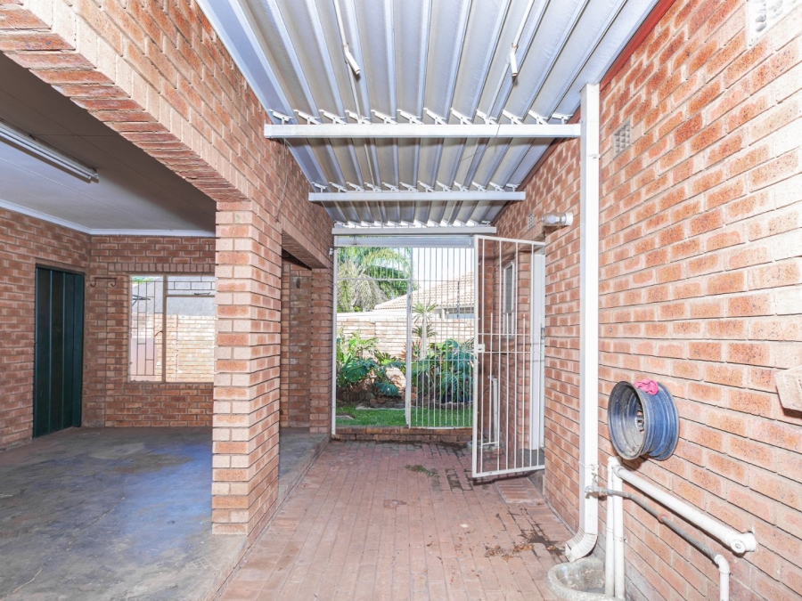 3 Bedroom Property for Sale in Elandsrand North West